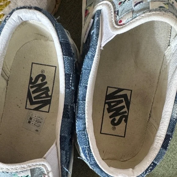 Vans Floral Checkered Slip-On Sneakers - Blue and White womens size 10 platform - Picture 5 of 5